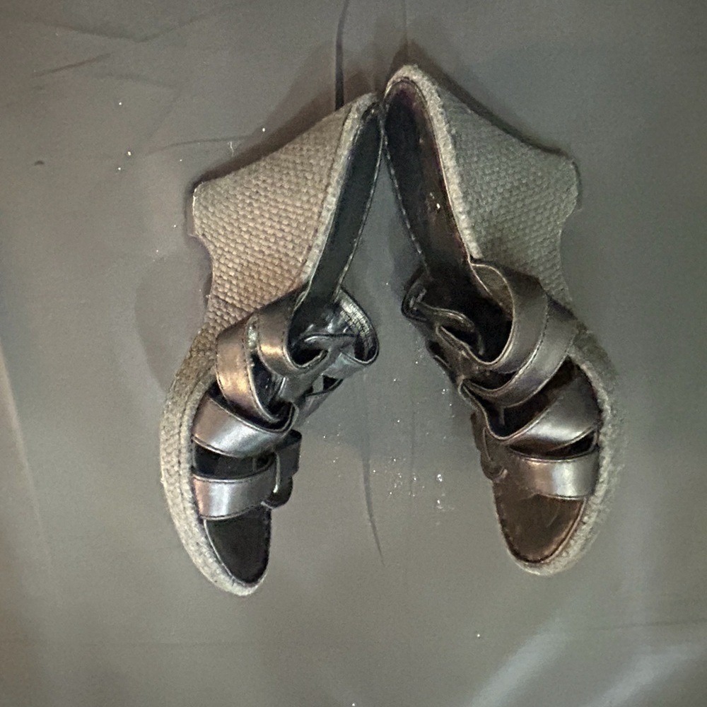Born Concept Leather Wedge Slip On Sandals Silver Comfort Women's Size 7 EU 38 - Picture 4 of 6